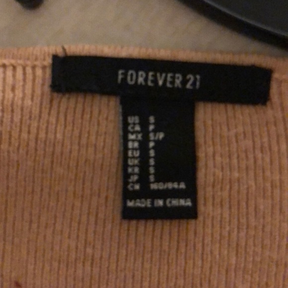 Forever 21 sweater - Picture 3 of 3